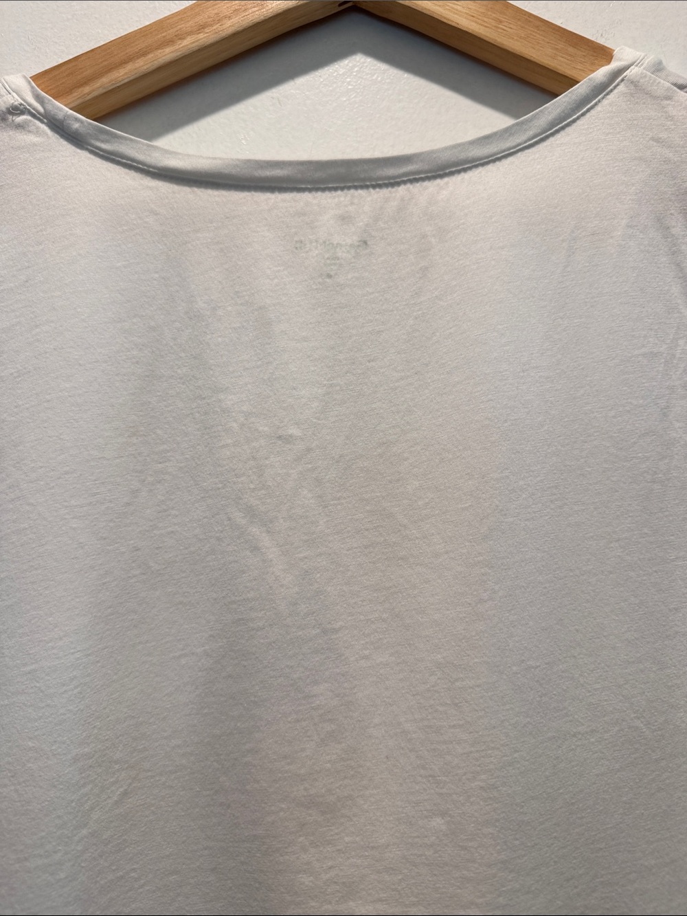 Garnet Hill White Scoop Neck Sleeveless Tank - Picture 8 of 13